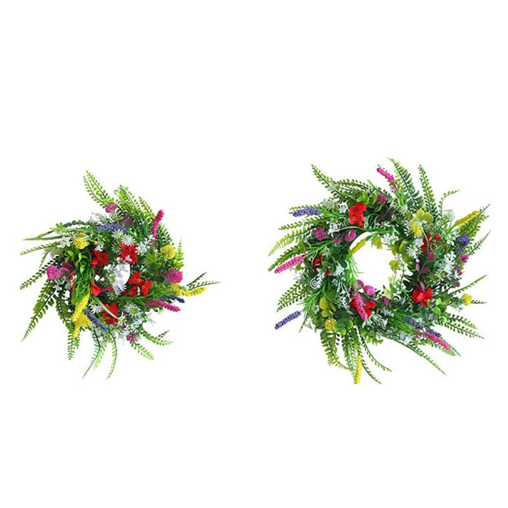 Couronne de fleurs artificielles suspendue pour créer une ambiance accueillante chez soi