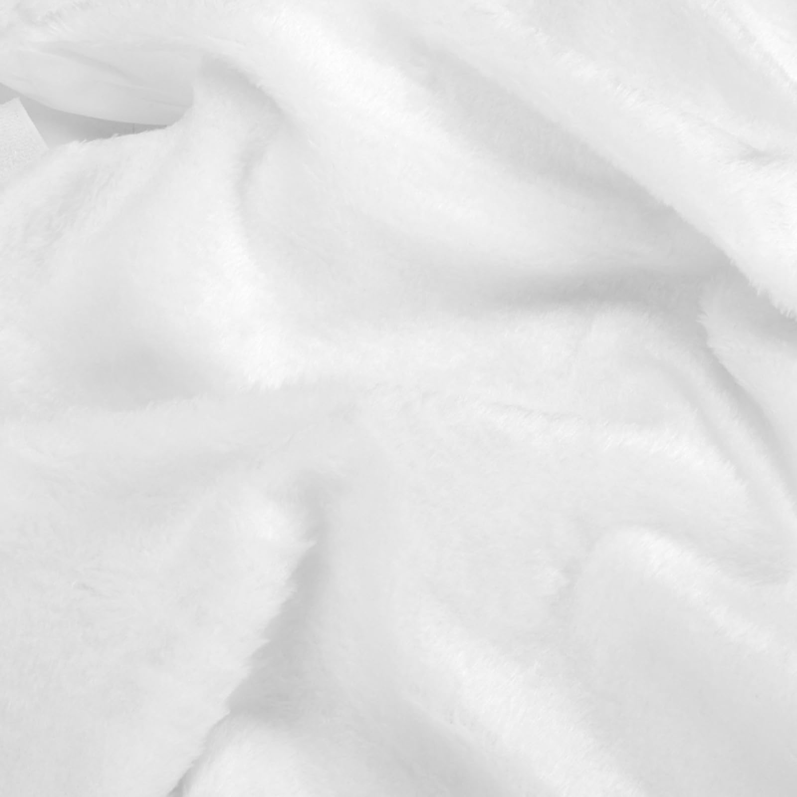 Serwrsw White Christmas Tree Skirt 36 inch, Soft Faux Fur Christmas Tree Skirt for 6 ft Tree, All White Under Christmas Tree Bottom Decoration Indoor for Home