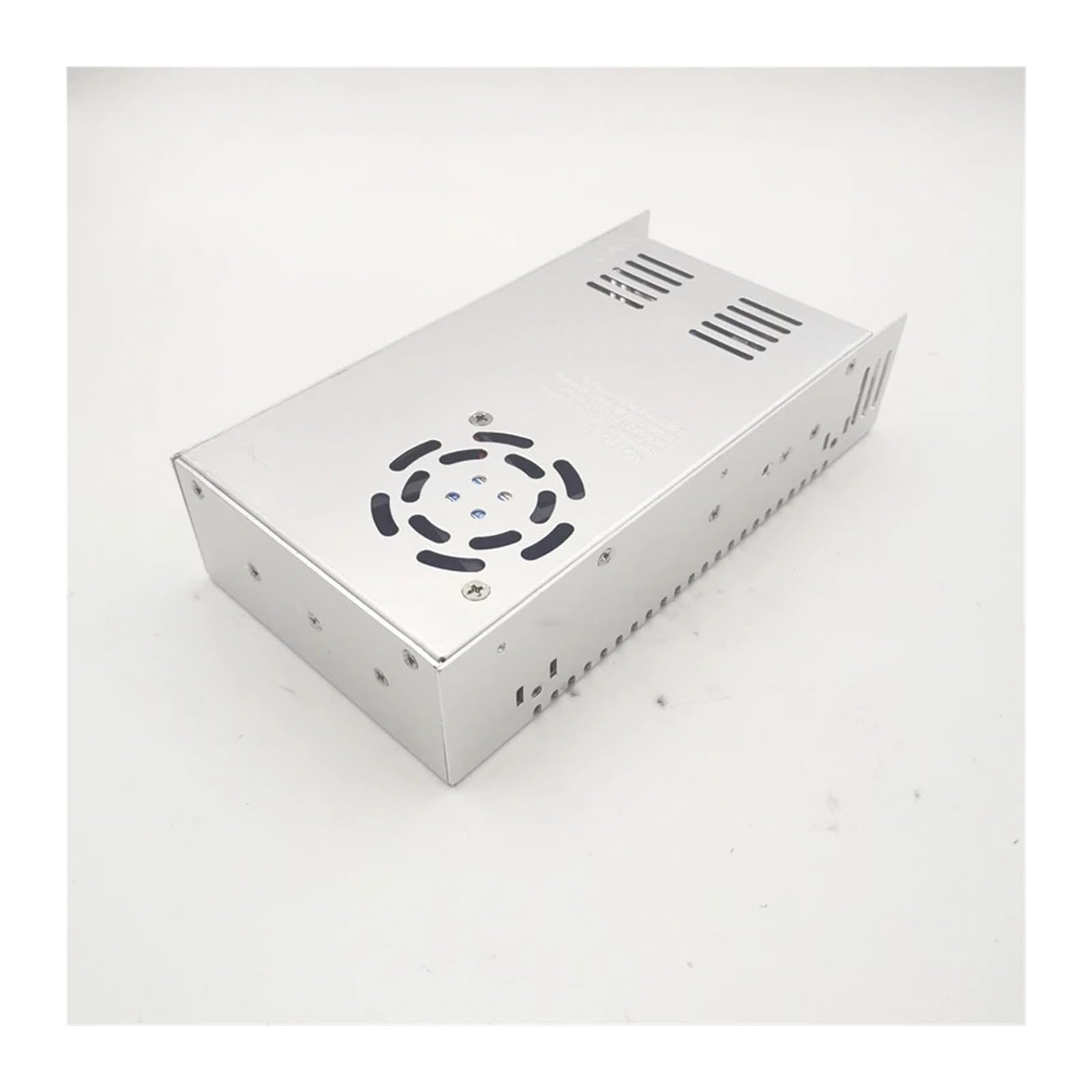 Alimentation à découpage polyvalente pour atelier d'impression 3D