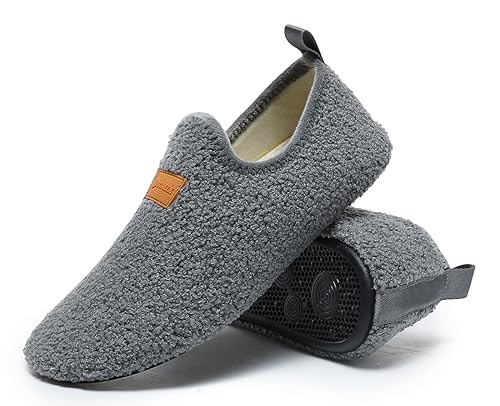 Hayeabi Ultra-Comfort Fuzzy Slippers