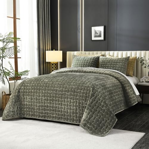 Image of Grassix Velvet Quilt Set King Size, Luxury Geometric Design, Olive Green | Lightweight Velvet Comforter with 2 Pillow Shams, Soft Bedspread Coverlet, Quilted Bedding Set for All Seasons, 108 inchx96 inch