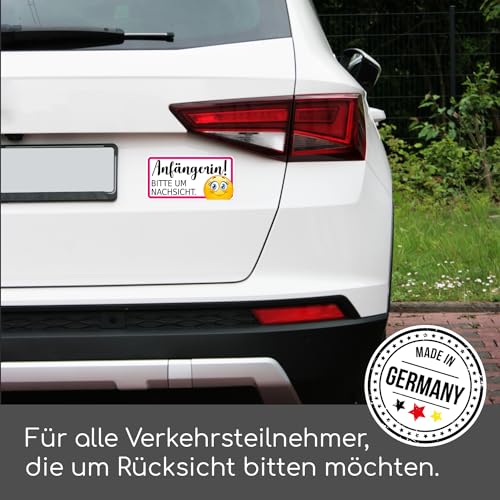 Fahrzeug-Aufkleber Anfängerin! Bitte um Nachsicht I 20 x 10 cm I Vorsicht Achtung Fahranfänger-in I Autoaufkleber wetterfest I mit Smile I kfz283 I