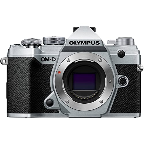 OM-D �~���[���X��� E-M5 Mark III 20.400����f �{�f�B�̂� �V���o�[