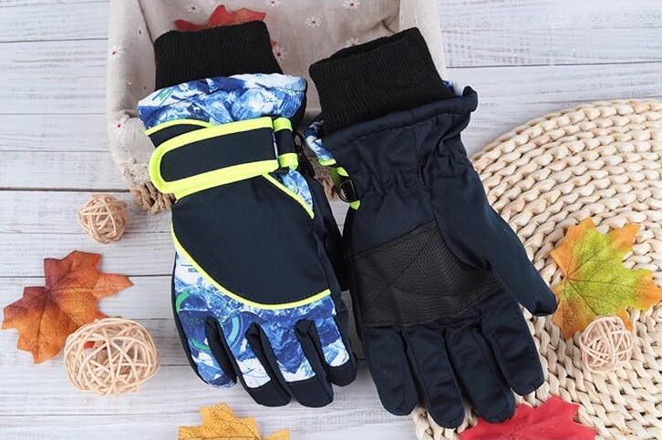 FGSS Winter-Warm Ski-Gloves for Kids - Boys Girls Windproof Snowboard Gloves Anti-Slip Cycling Mittens Cold Weather 4-7 Y - Image 3