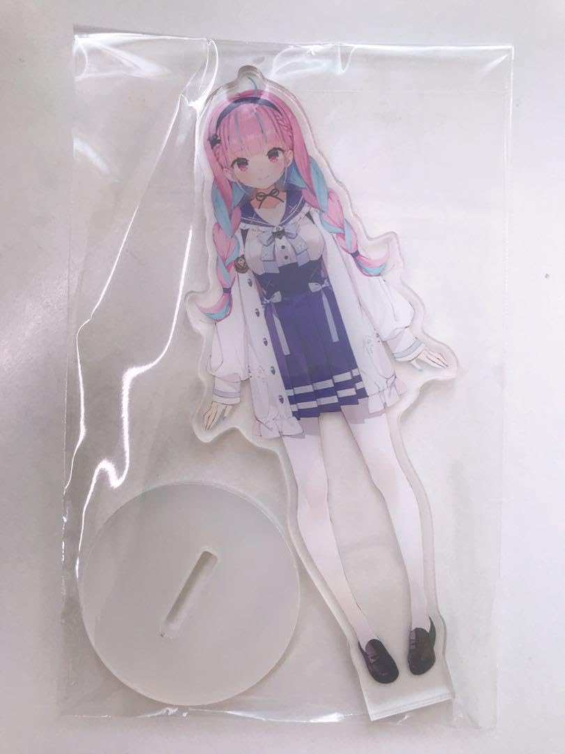 Amazon.co.jp: 中! 湊あくあ アクリルスタンド : おもちゃ