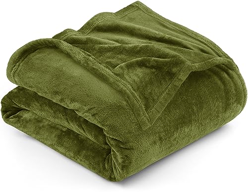 Image of Utopia Bedding Fleece Blanket Twin Size Olive 300GSM Luxury Anti-Static Fuzzy Soft Microfiber Bed Blanket (90x66 Inch)