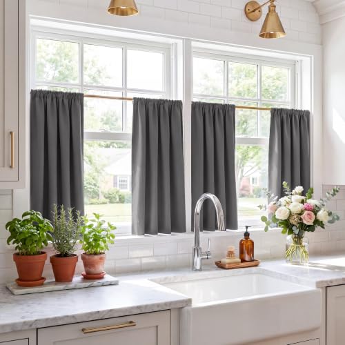 RYB HOME 4 Panels Short Blackout