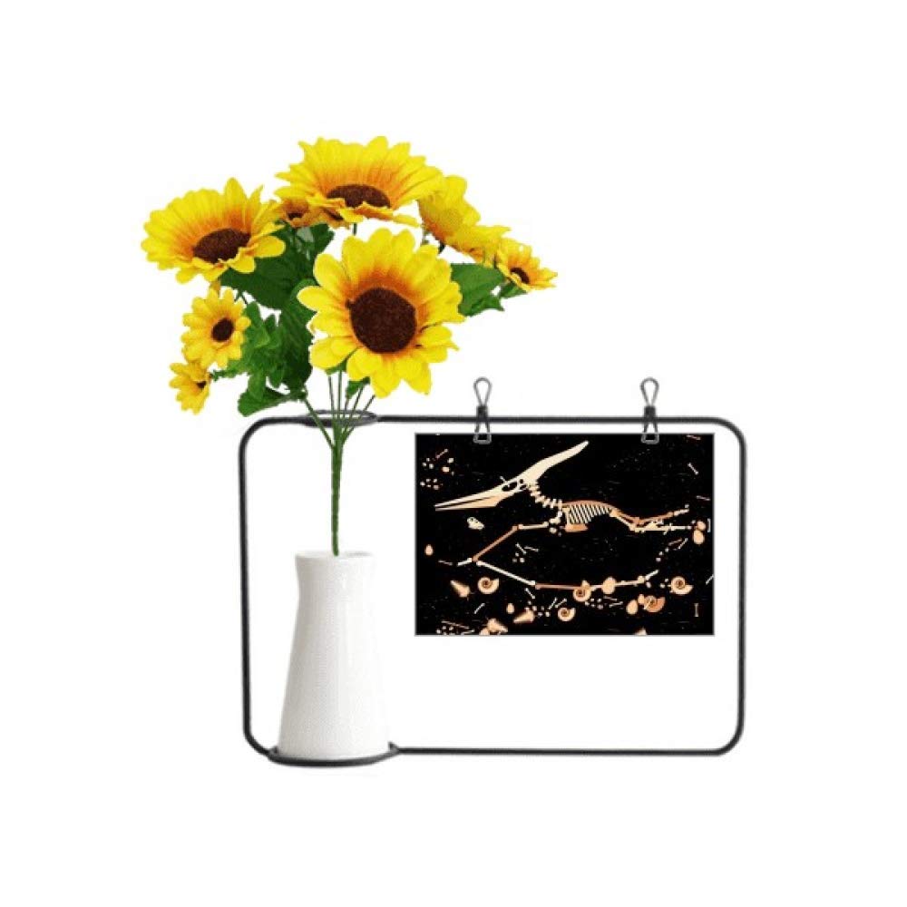 Miniature dinosaure et tournesol en fiole : un message d'affection éternel à partager