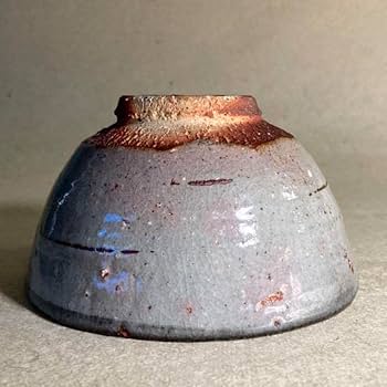 唐津山瀬皮鯨茶碗　唐津焼　焼き物　茶碗　抹茶碗　茶道　茶陶 Amazon.co.jp: 唐津山瀬皮鯨茶碗 唐津焼 焼き物 茶碗 抹茶碗