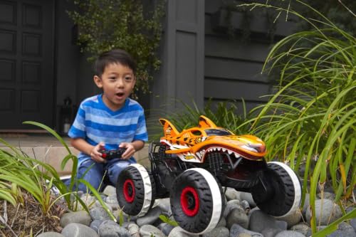 Miniatura 2 de Hot Wheels Monster Trucks Coche Teledirigido, Coche de Juguete Radio Control teledirigido Tiger Shark Unstoppable, vehículo Todoterreno, +3 años, HGV87