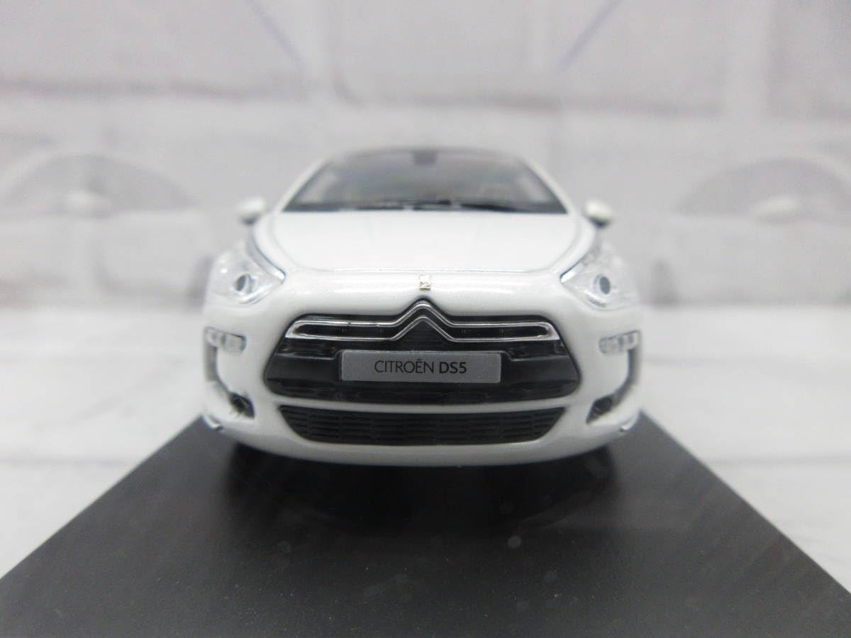 Amazon | ミニカー 1/43 シトロエン DS5 ホワイト×ブラック ディーラー