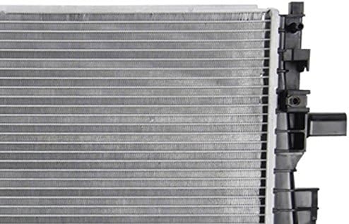 Automotive Cooling Radiator For Lincoln Town Car Ford Crown Victoria 2852