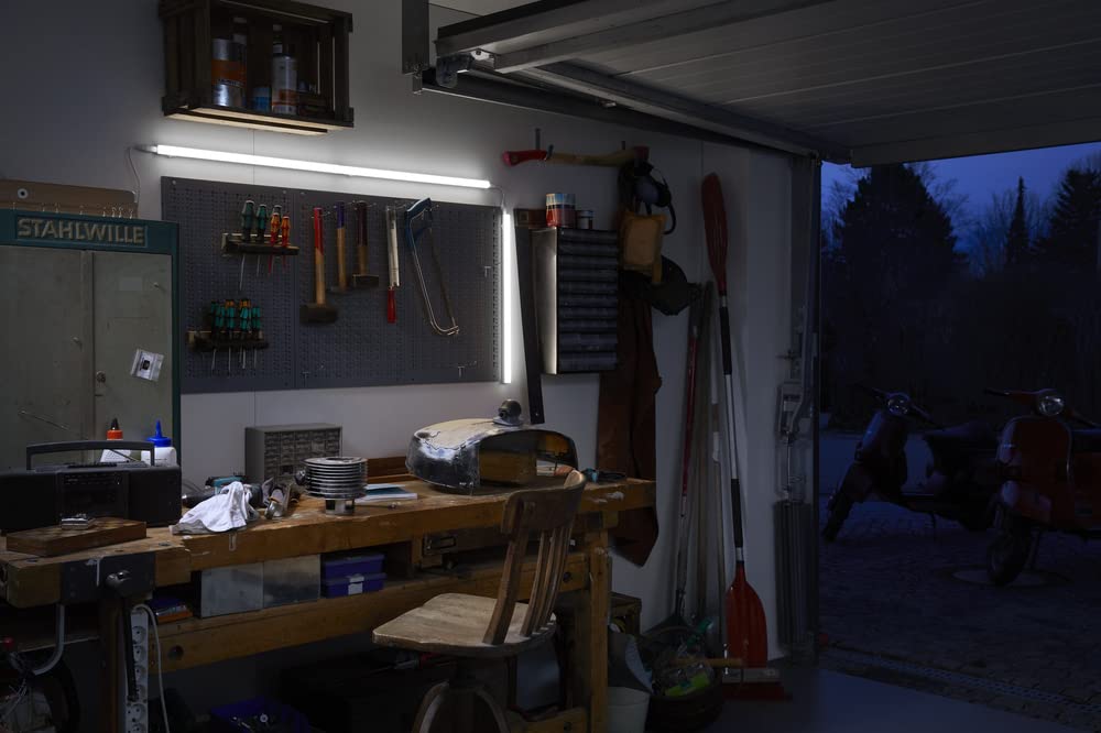Ledvance Sottopensile LED Switch Batten 900 mm 10W Luce Naturale 4000K