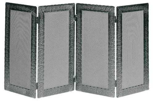 Salvachispas plegable fabricado en hierro con cuatro paneles