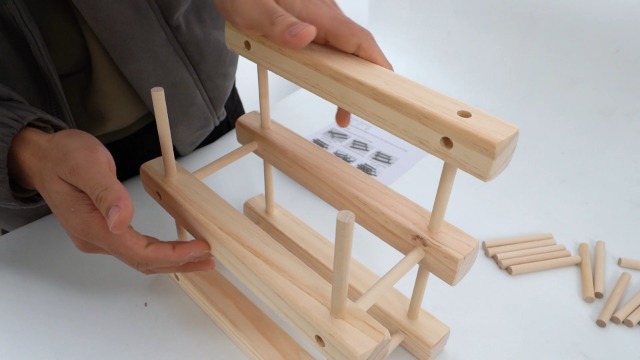 Soporte de madera para 10 botellas de vino miniatura 7