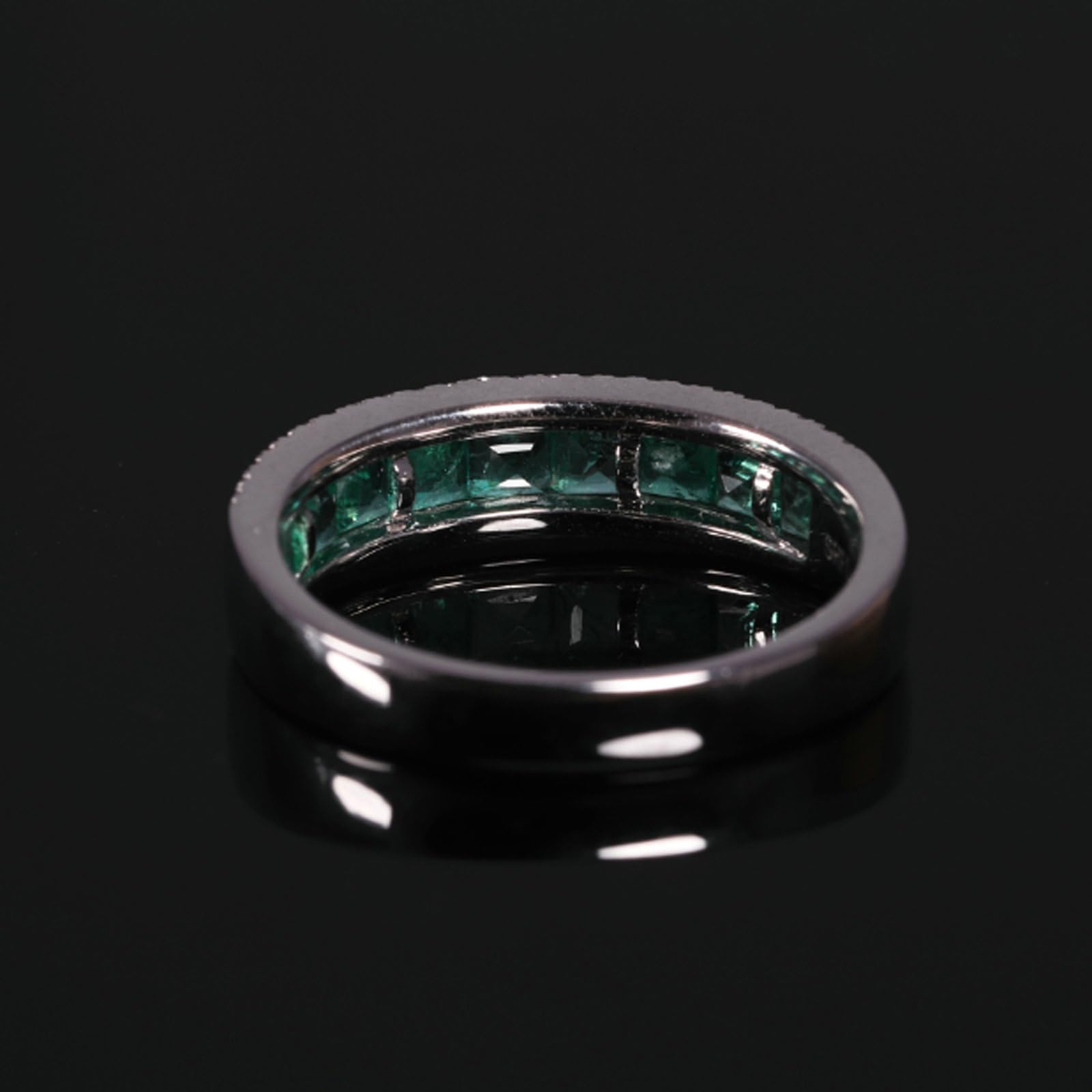 Anillos de compromiso de platino para mujer, anillo de compromiso de tamaño H 1/2-V 1/2 flor con esmeralda ovalada de 1,5 quilates y moissanita 0,46 quilates