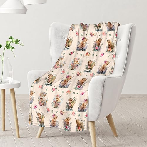 Mercuryelf Highland Cow Throw Blanket - Soft, Fuzzy & Warm - 40x50 Inches Flannel Blankets for Travel, Office - Beige Cute Throws Gift for Kids