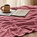 BEDSURE Kuscheldecke Flauschig Decke Fleecedecke - Wohndecke Warm Winter Weich, Sofadecke Kleine, Decke Couch Blanket, Wohn- & Kuscheldecken Kinder 130x150cm, Dunkelrosa
