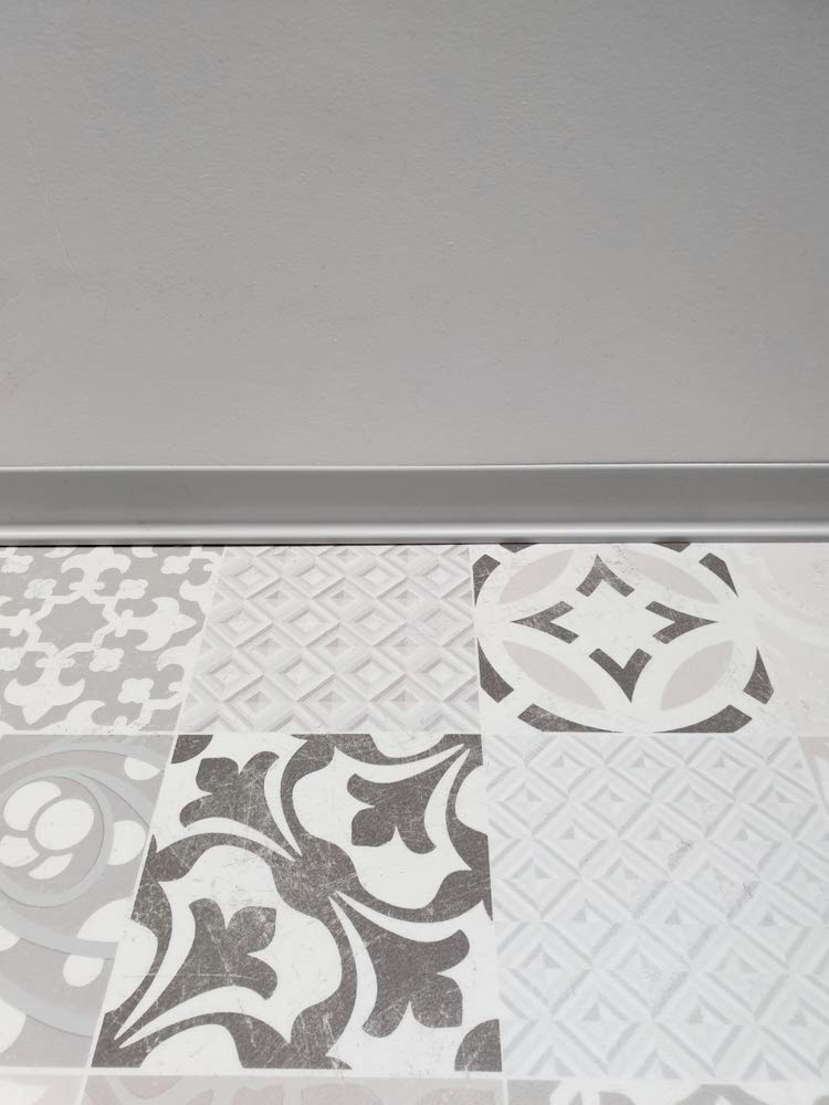 Battiscopa per rivestimento pavimento, flessibile, in PVC, alta qualità di MadeInNature®, Bianco, Grigio chiaro, Grigio scuro, Nero, altezza 70 mm, lunghezza da scegliere (50 ml, Gris clair)