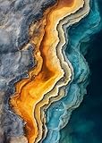 FORMES NATURELLES PUISSANTES : Vue aérienne d’une source chaude aux lignes organiques et fluides, offrant une composition presque abstraite et très expressive.