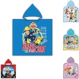 AYMAX SPRL Kinder Bade-Poncho mit Kapuze Baumwolle, versch. Motive - Patrol, Miraculous Ladybug und Cat Noir, Feuerwehrmann Sam - Strand Badeponcho Handtuch Bademantel Poncho (Feuerwehrmann Sam), S