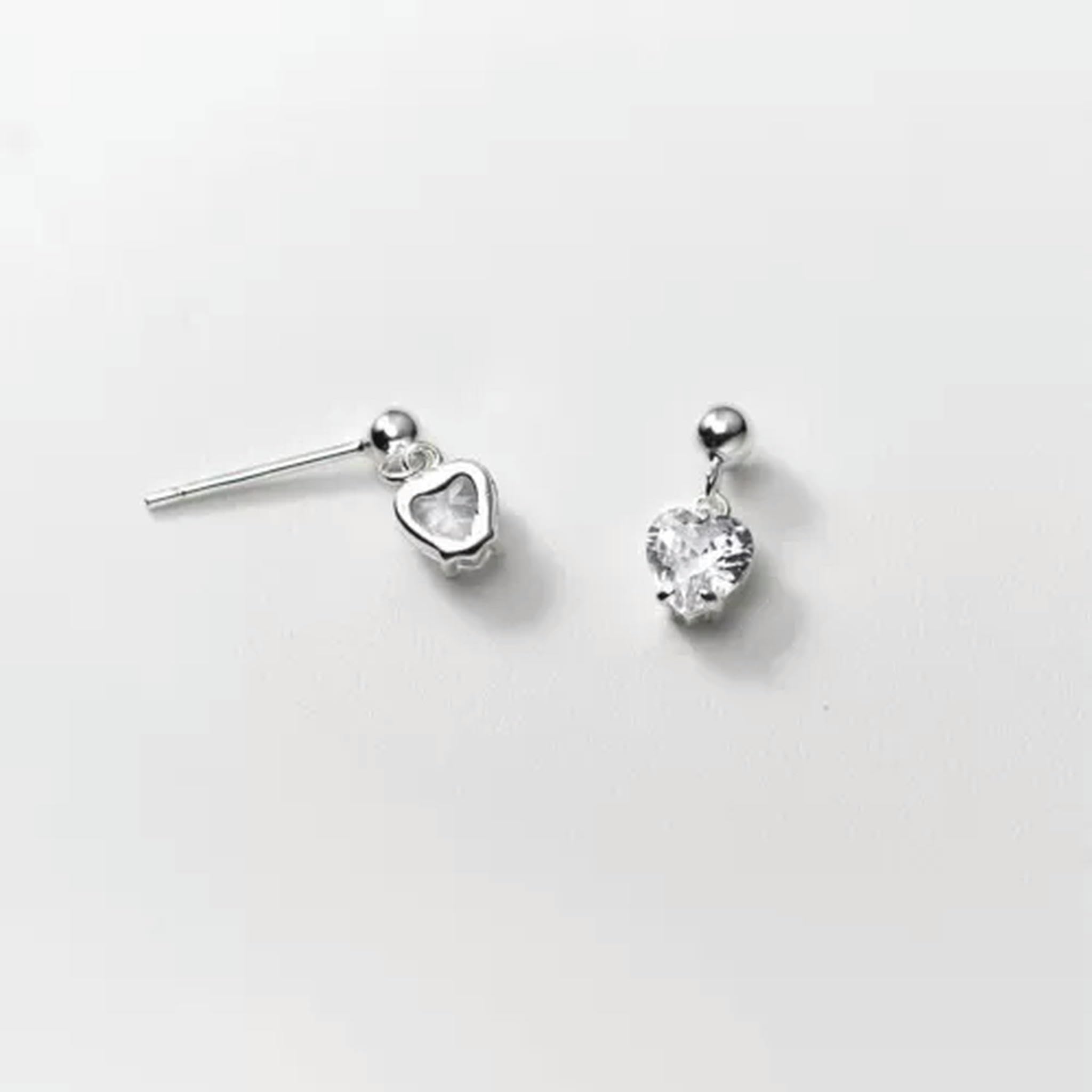 ISCBAFYX Silberne Herz-Ohrstecker – Rosa/Schwarz/Grün/Klar – 925er Silber-Schwarz