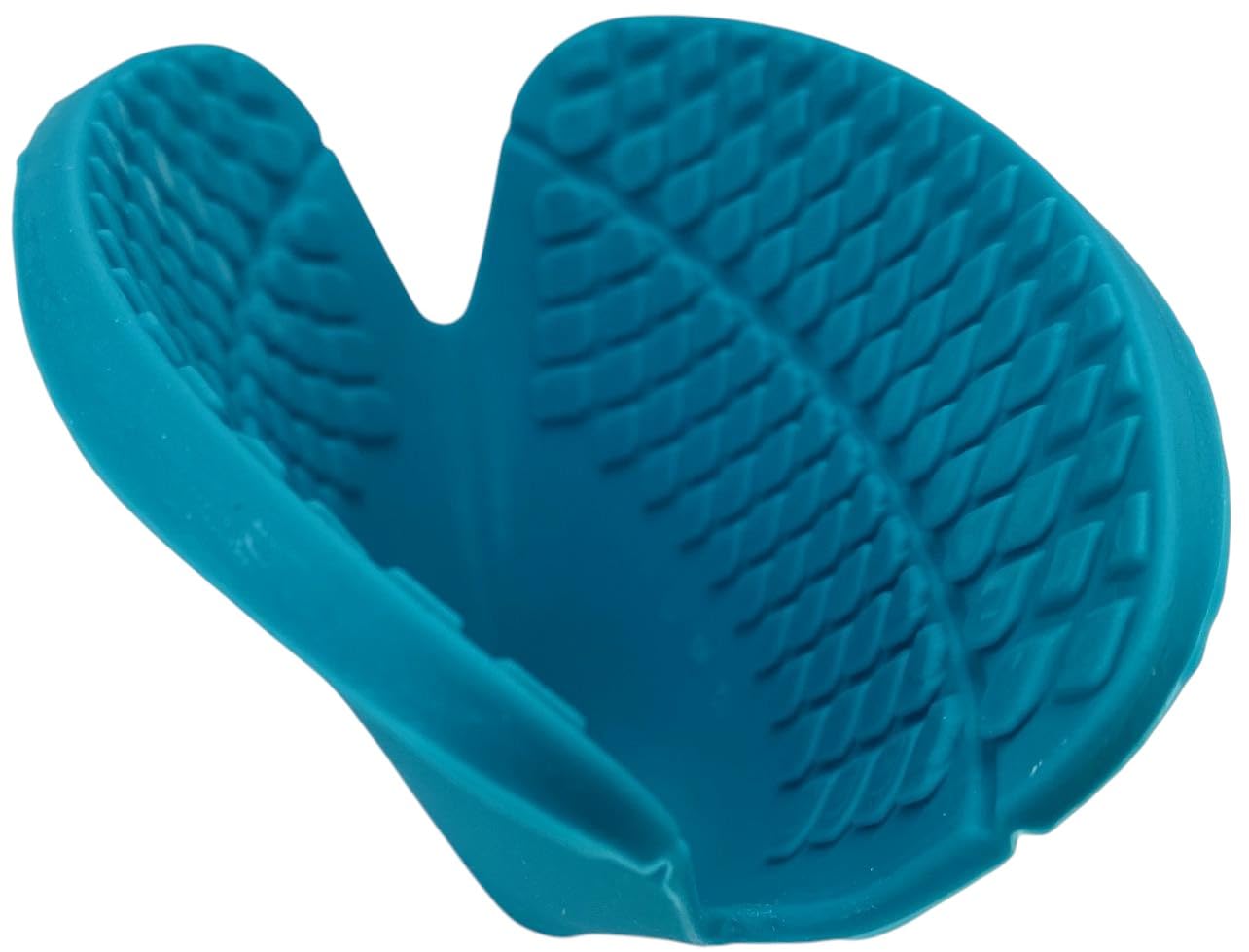 Trudeau Pinza de silicona para cocina resistente al calor. Multiusos 3 en 1: agarra platos o bandejas calientes, para usar como embudo, y para abrir botellas duras. Asa o agarradera de silicona