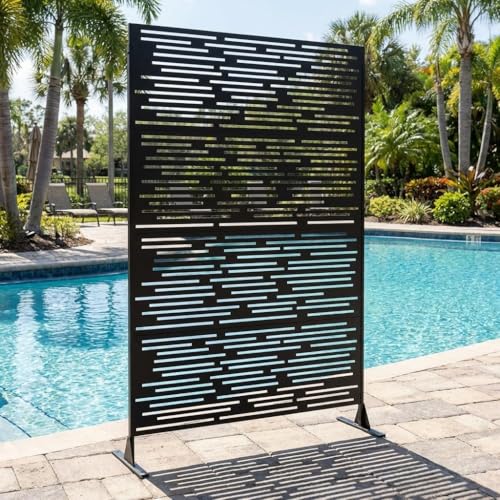 Acekool Sichtschutz Metall 180 x 117 cm Raumteiler mit Ständer Freistehend Wetterfeste Terrassenpaneele für Indoor & Outdoor & Deko Patio Garten Terrasse & Balkon Pool Streifenmuster Schwarz
