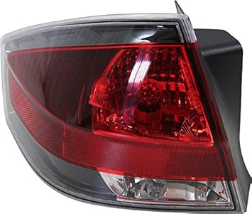 2010 ford focus tail light Clearance