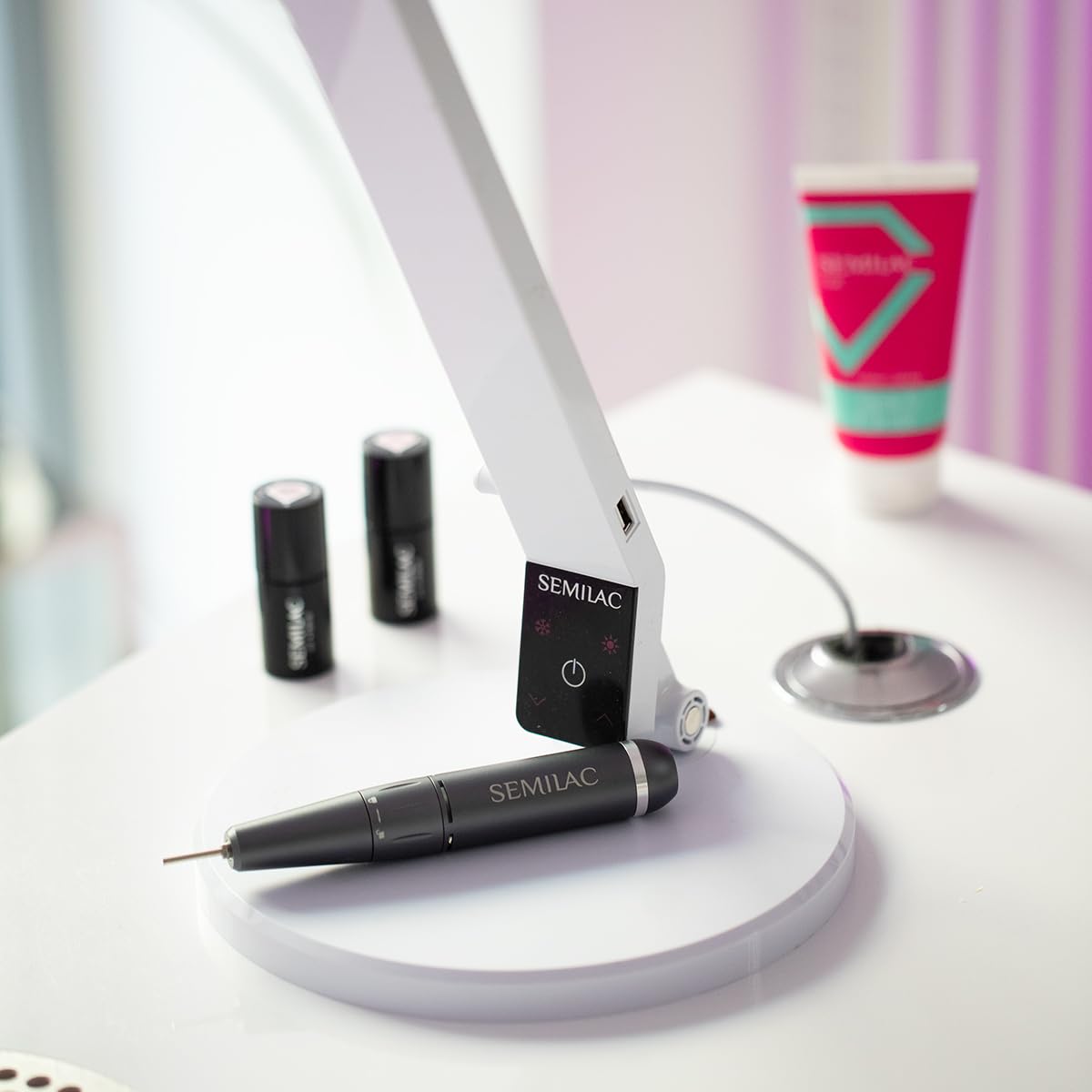 Semilac Fresa de uñas Mini Pen Black Edition – Lima de uñas eléctrica compacta 30.000 rpm, silenciosa y potente, carga USB, ideal para manicura y pedicura en casa