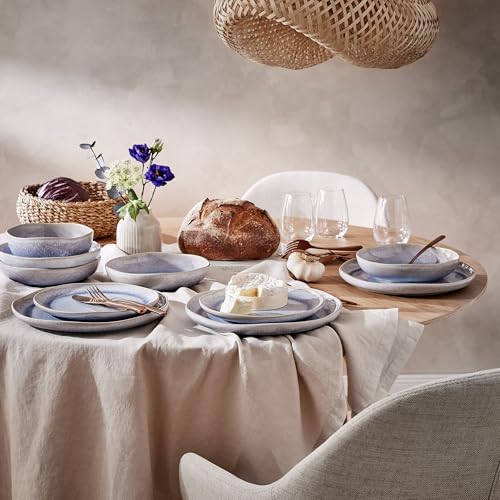 BUTLERS Geschirrset 6 Personen HILDA 24-tlg. Steingut Geschirr blau Tafelservice Landhaus | Speiseteller Frühstücksteller 6er Set, Schüssel Set, Pastateller | Mikrowellen- & spülmaschinenfest