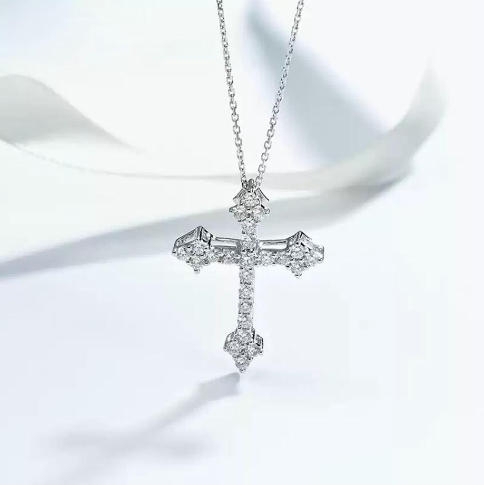 Piccola collana con ciondolo da donna con diamante taglio principessa 0,15 ct 9/14/18 K oro bianco/platino