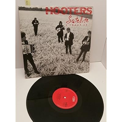 HOOTERS satellite (12" EP), 651168 6