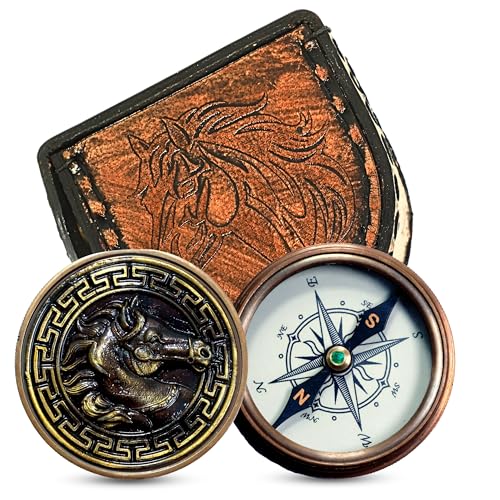 Brújula grabada con caballo de bronce antiguo y estuche de cuero miniatura 1