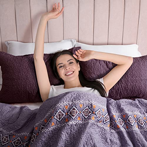 LEAONME Quilt Set Full/Queen Size 3 Piece Bedspread Coverlet Lightweight Comforter Microfiber Reversible Bedding Set All Season Oversized 90x98 Inch Bed Cover Bohemian Purple(1 Quilt,2 Pillow Shams)