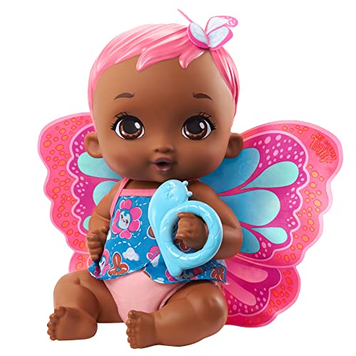 My Garden Baby Mariposas hago pipí Coral Muñeco de juguete con manta mariposa, biberón y pañal, regalo para niñas y niños +18 meses (Mattel GYP12)