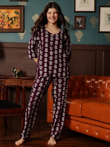 Image of Clovia Women's Rayon Printed Top & Pyjama Set