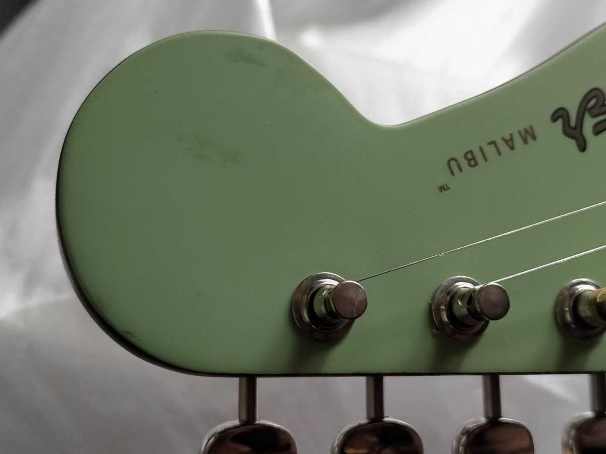 Amazon.co.jp: Fenderフェンダーエレアコミニギターマリブ