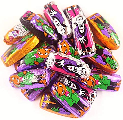 Vista 2 de Scott's Cakes - Hojas de chocolate con leche sólidas envueltas en papel de aluminio en un recipiente de plástico de 1 libra