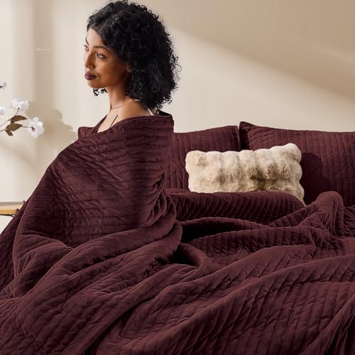 Image of Wonderful Velvet Quilt Set, King Size Burgundy Soft Fluff Texture Coverlet with Shams, Channel Stitched Pattern, All-Season Use, Versatile Lightweight Bedspread for Bedroom Adults Teens Kids,106 inchx94 inch