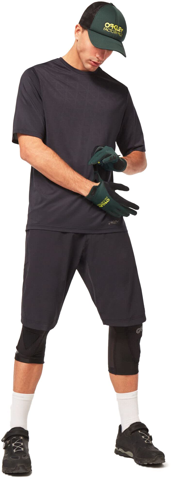 https://m.media-amazon.com/images/I/51zwt7i-6uL.jpg