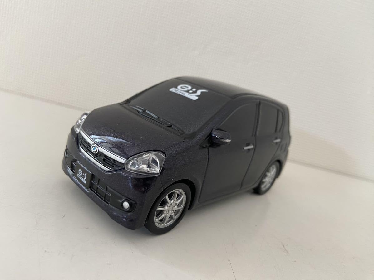 おもちゃ daihatsu mira Amazon.co.jp: DAIHATSU Mira e:s Pull Back Car Daihatsu Mira e:s