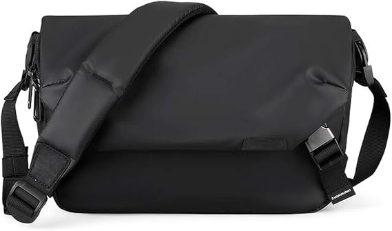 Amazon メッセンジャーバッグ 大容量 肩掛け 防水 斜め掛け ボディバッグ メンズ Pc収納可 8109 ブラック Gladsome メッセンジャーバッグ