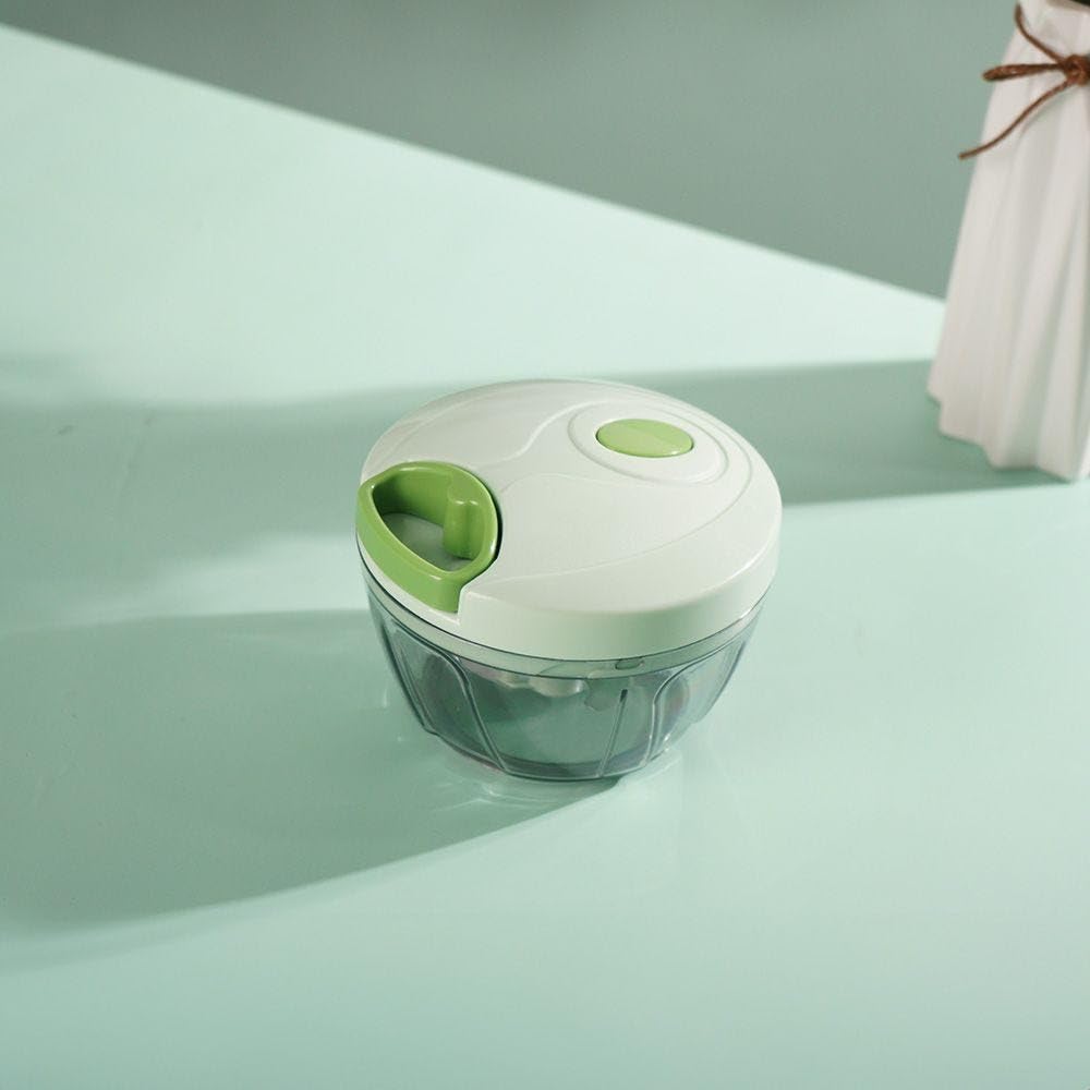 Danube Home Smile Mom Pull Chopper 400Ml | Ps+Pp Vegetable Slicer, Handheld Cutter For Kitchen & Dining Room | L12.5Xw12.5Xh9.3CM - Green