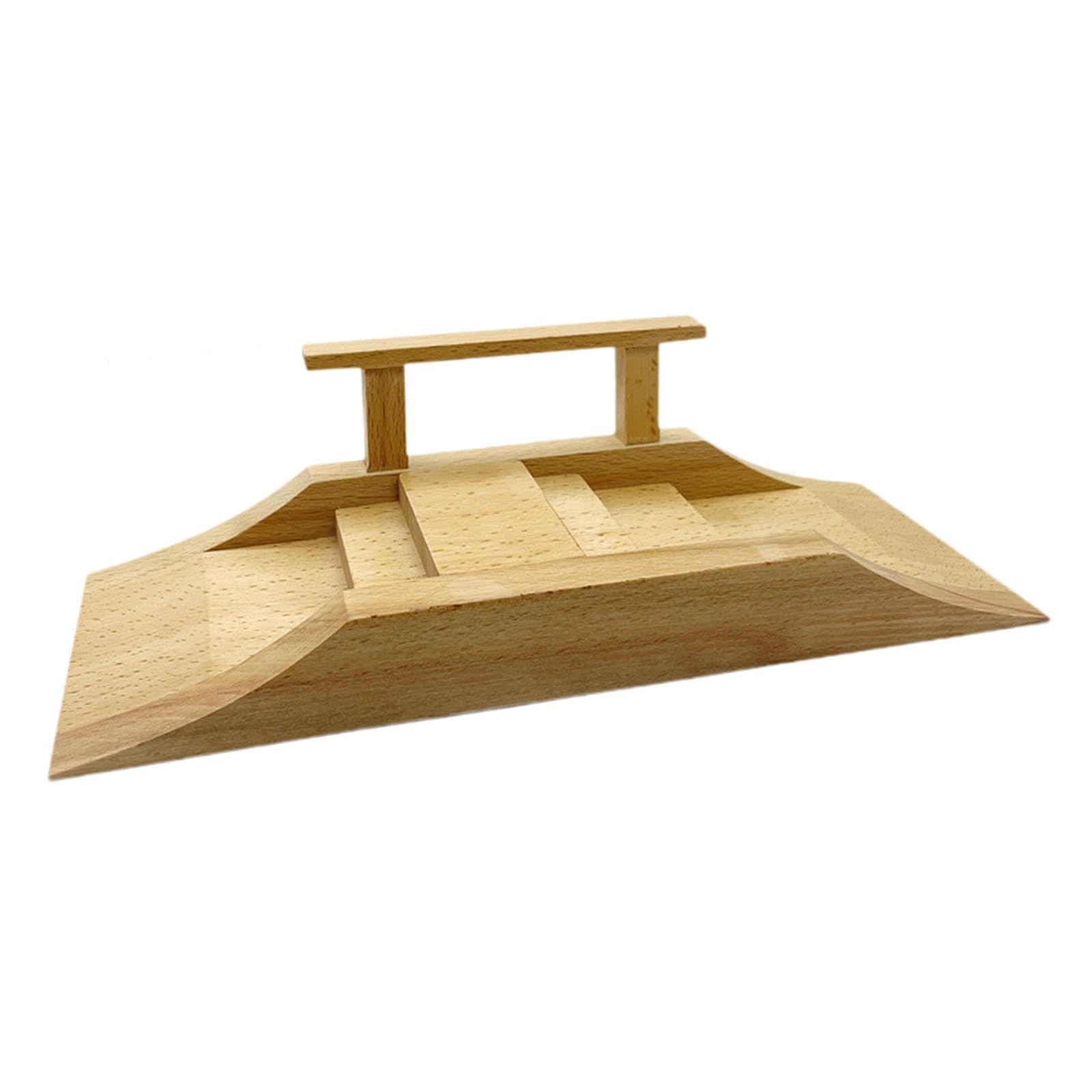 Wooden Fingerboard Ramp Accessorio Skate Park Dita in Legno Rampa per Fingerboard Ostacolo Allenamento Abilità Motoria Oggetto Multifunzionale Resiste, Style C