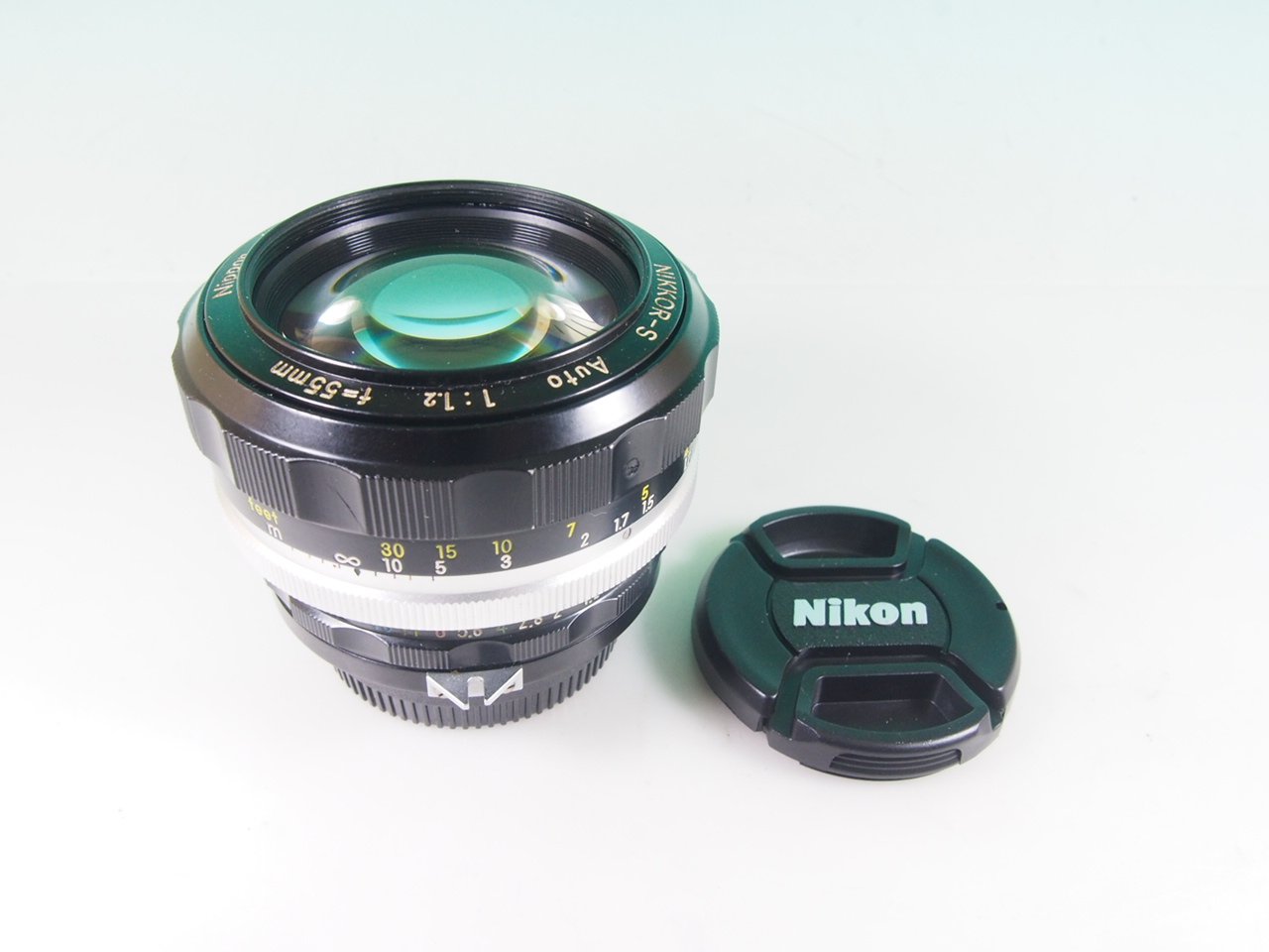 オールドレンズレビュー】ニコン NIKKOR-S・C Auto 55mm F1.2｜憧れの  