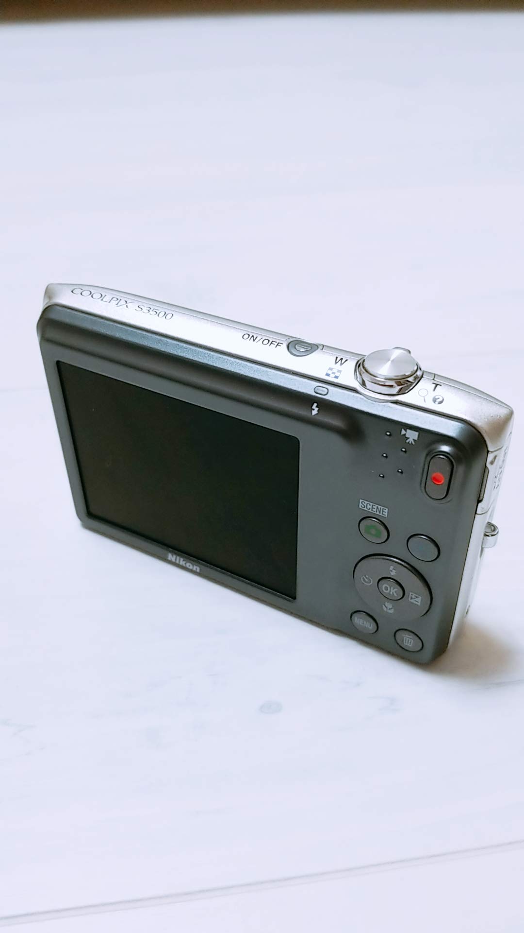 Nikon デジタルカメラ COOLPIX S3500 光学7倍ズーム 有効画素数 2005万 