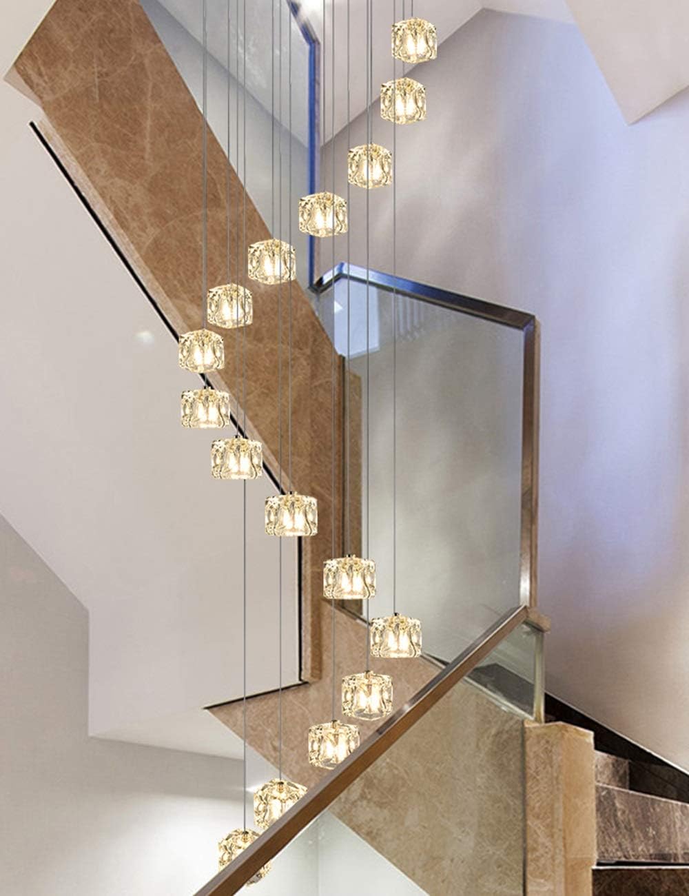 lampadario moderno per scale