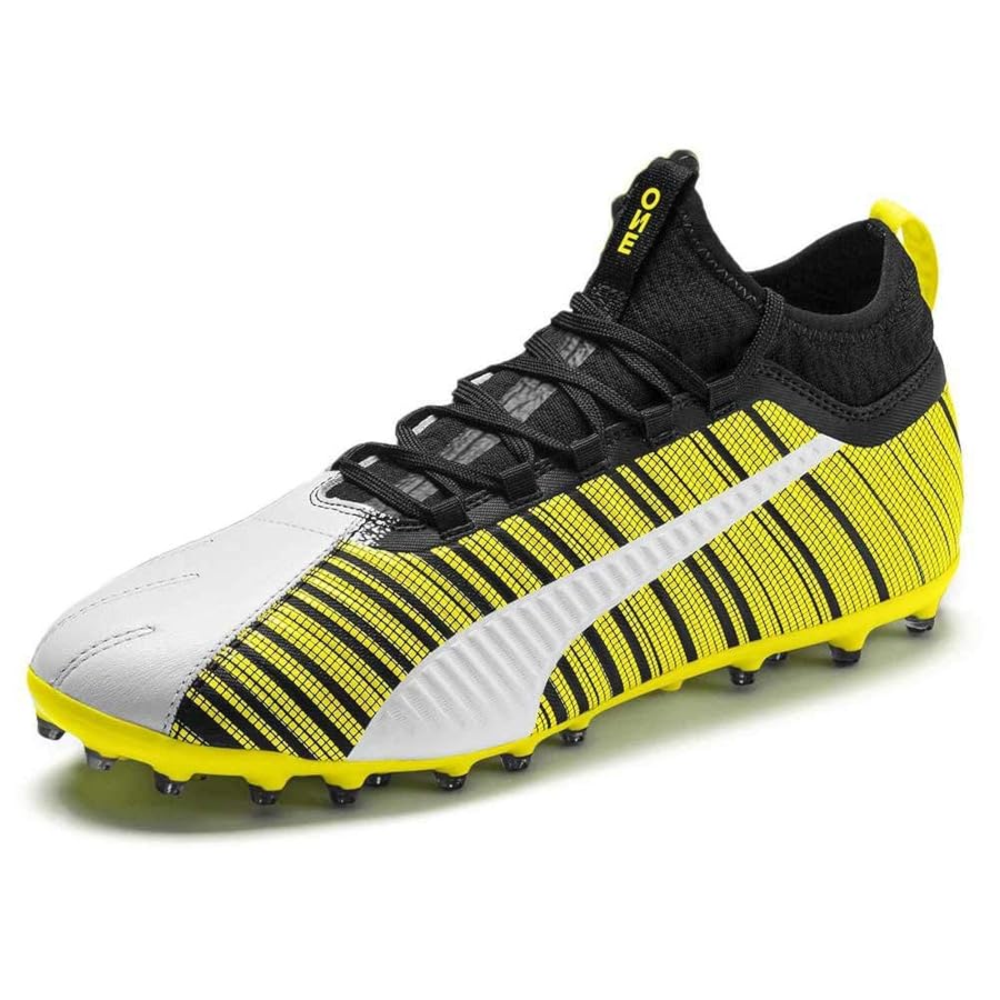PUMA Men's one 5.3 mg Soccer Shoe, White, 7 UK: Amazon.co.uk: Fashion