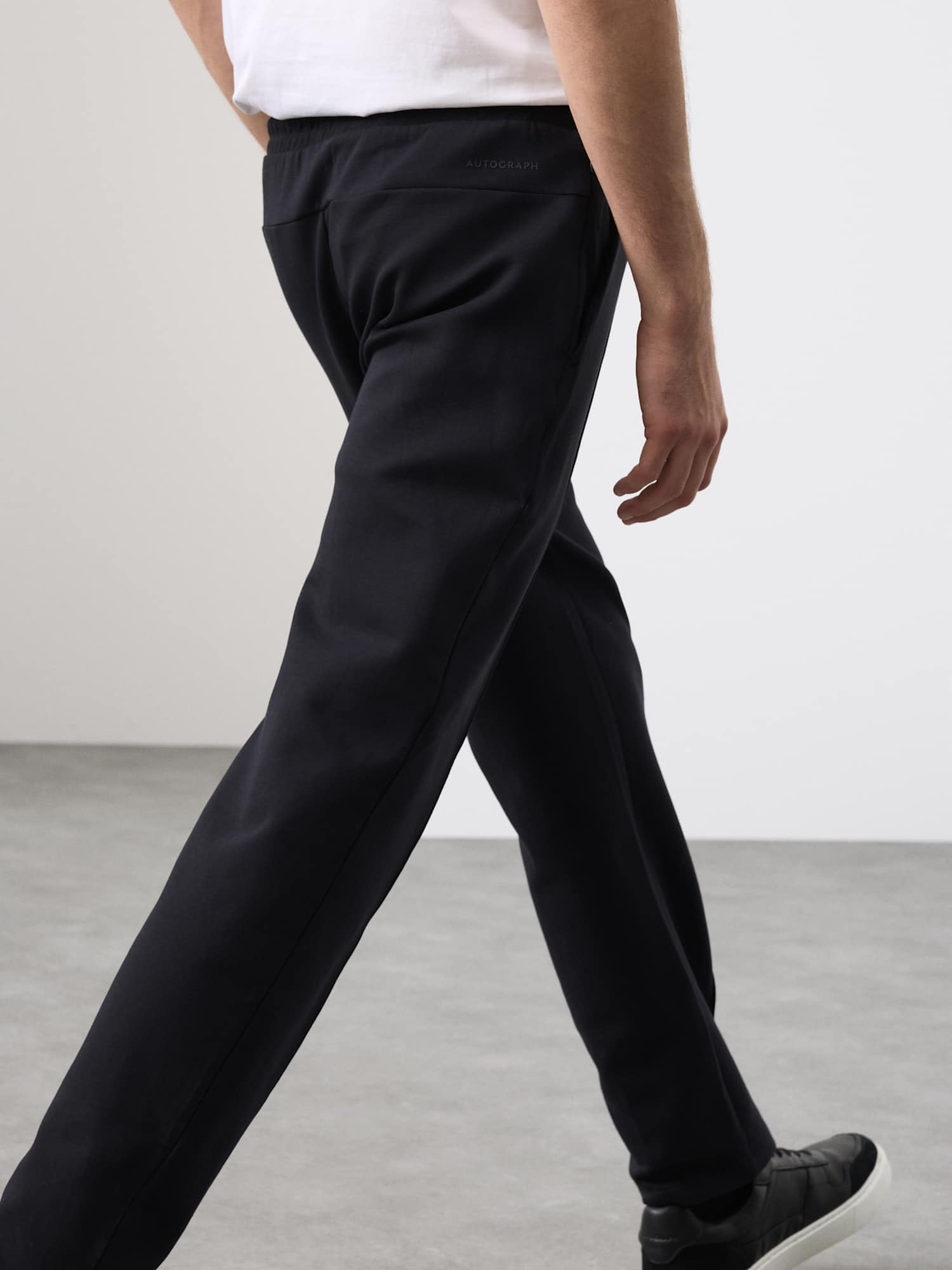 Marks & Spencer Joggers a Gamba Dritta in Cotton Rich con Pieghe Cucite